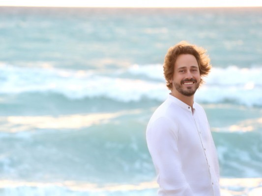 San Miguel de los Reyes acoge un concierto del pianista Antonio Galera