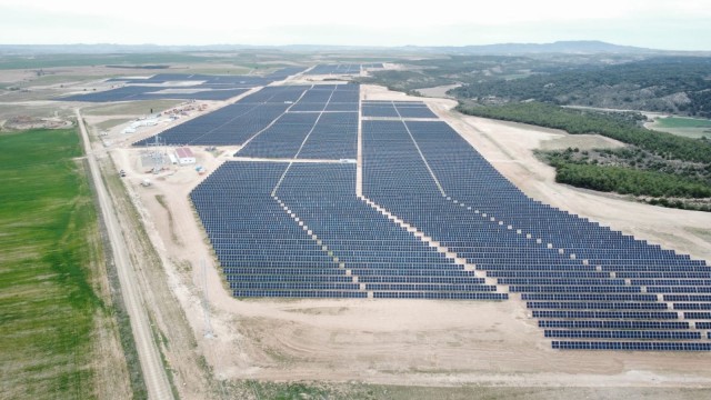 La empresa de Bullas Mofer Solar finaliza una planta fotovoltaica de 50 MW en Aragón 