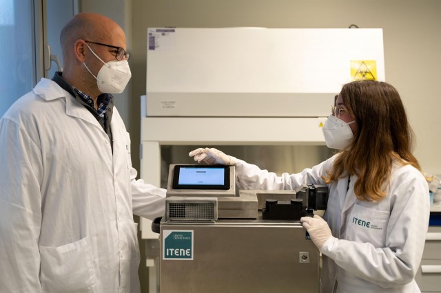Itene prueba con éxito en La Fe un dispositivo para detectar covid en espacios cerrados
