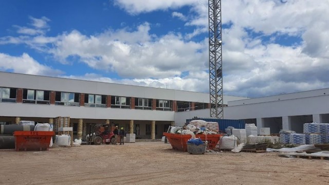 Almassora adjudica las obras del Embajador Beltrán y Santa Quitèria para tenerlos en un año