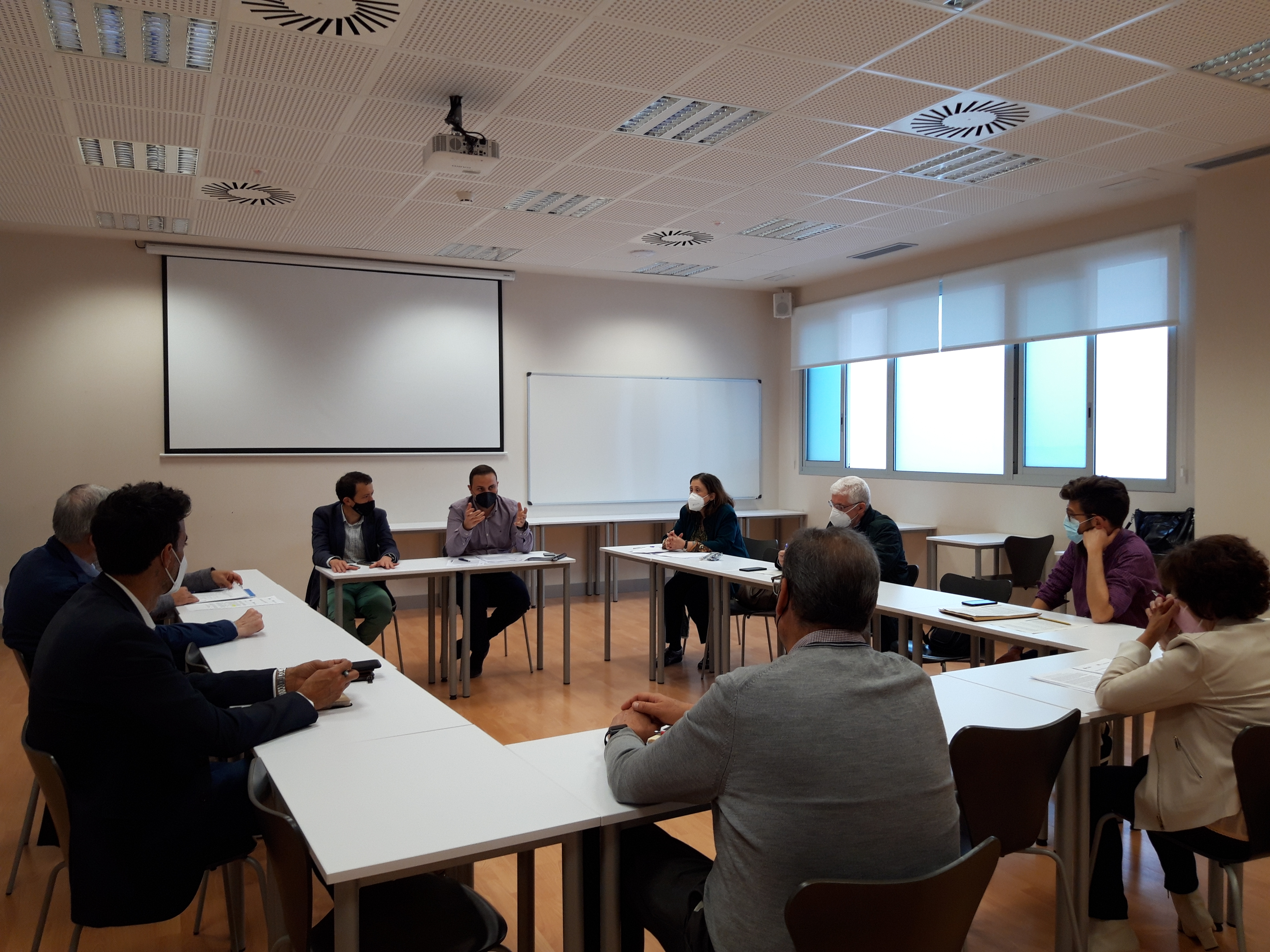 La Comisión para el Impulso de Castelló propone 145 medidas para reactivar la ciudad tras la covid
