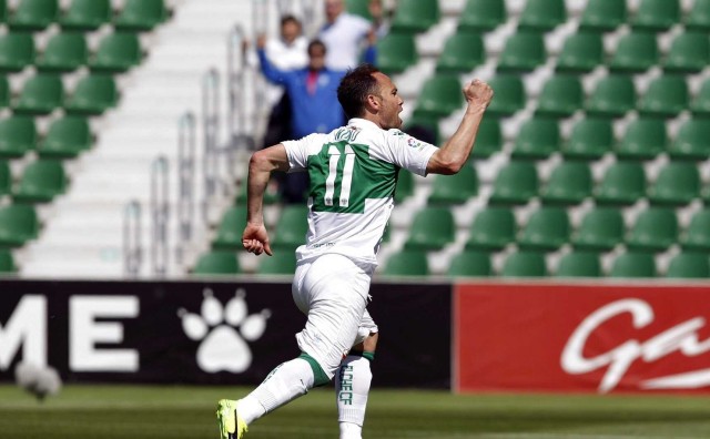 El Elche acaba con su mala dinámica como local ante Sevilla Atlético 