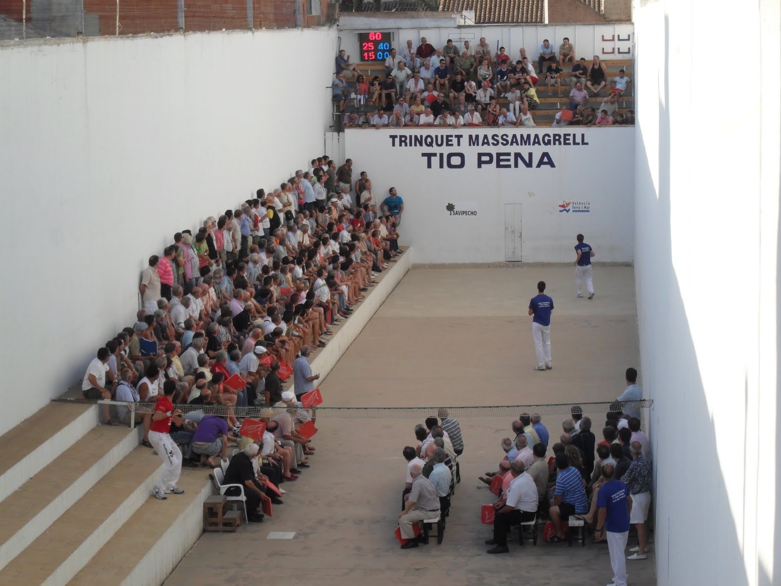 El Tamborí: La ruta del trinquet