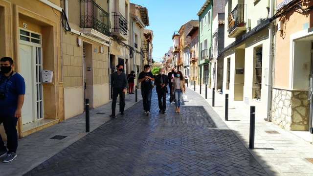 Priorizar al peatón y dar espacio a las bicicletas, el modelo de vía que busca Sant Joan
