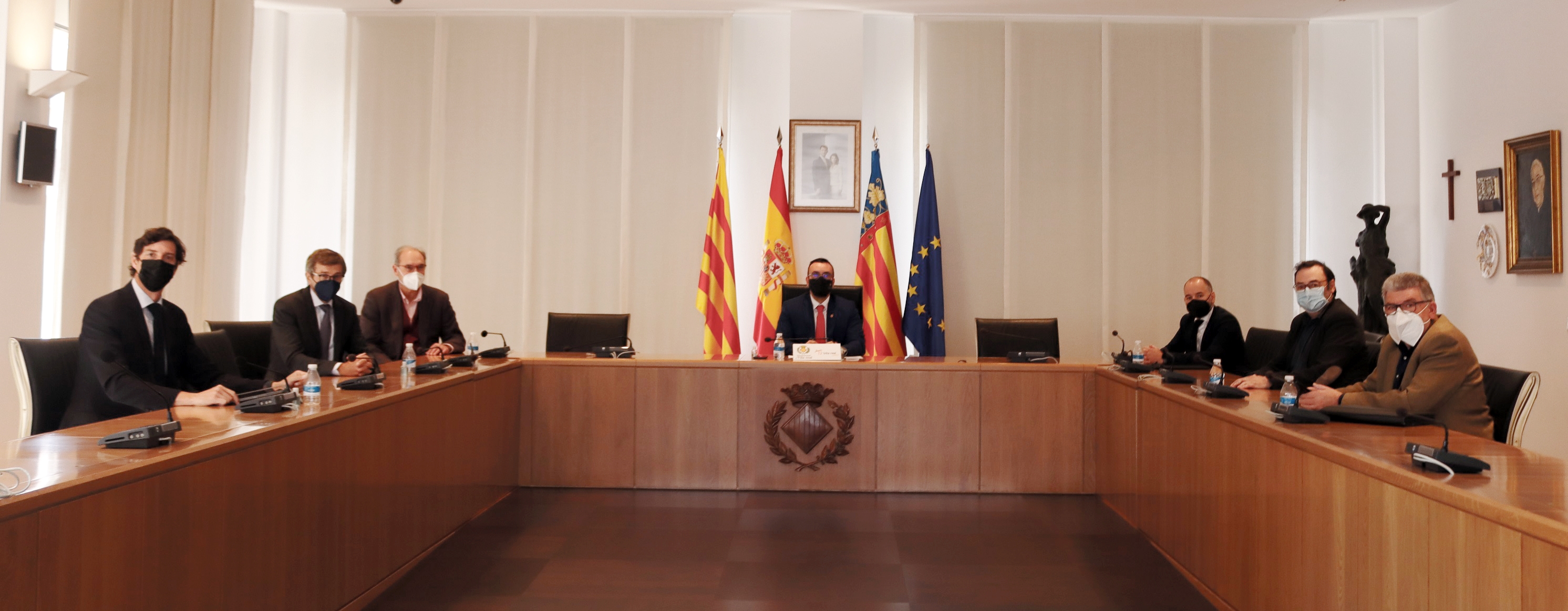 Vila-real perfila una mesa del azulejo que impulse suelo industrial, la FP y afronte el reto energético