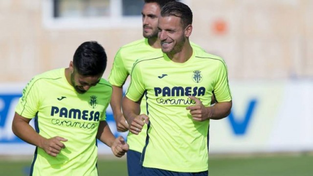El Villarreal viajará Vitoria con tres sensibles bajas