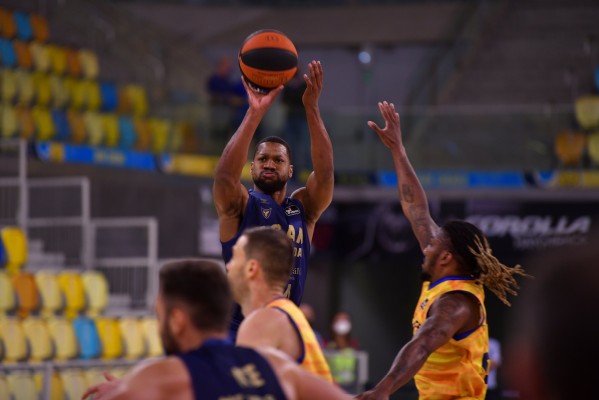 El UCAM apurará sus opciones de play off en casa ante el Unicaja, que es octavo y está a dos triunfos