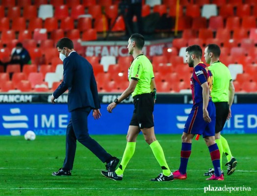 El Valencia destituye a Javi Gracia 