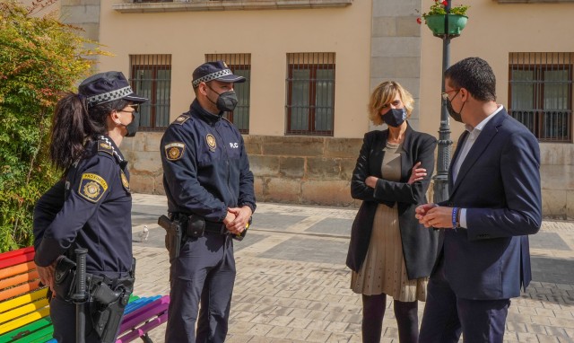 La Policia Local de Castelló rep formació sobre delictes d'odi contra el col·lectiu LGTBI