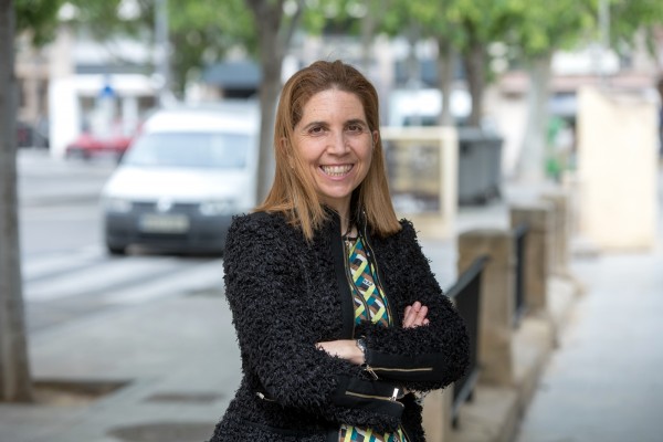 Nuria Oliver: 