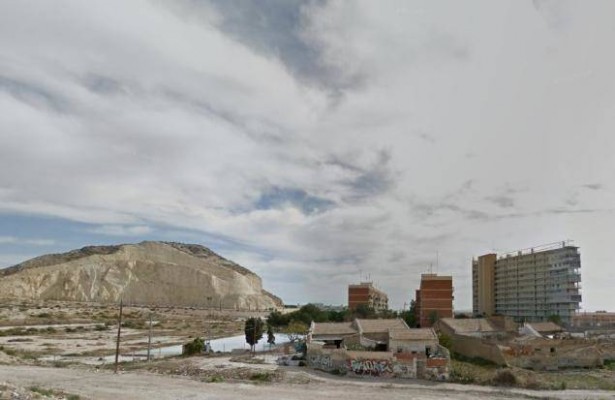 El PSOE apuesta por el Centro de Congresos, pero denuncia que Barcala agranda la brecha entre barrios
