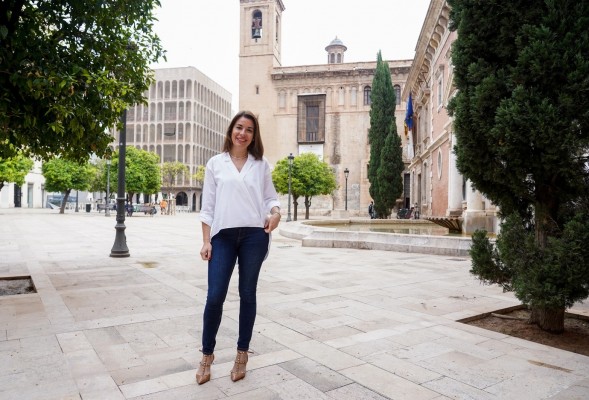 Majo Gimeno: “La luz de Valencia no la hay en otro sitio”