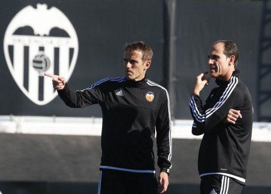 Phil Neville y Voro toman el mando del equipo