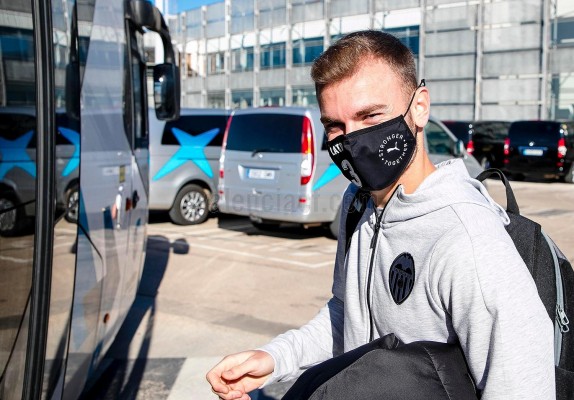 Gracia insiste y alecciona a Lato en Paterna sobre su rol ante el Barça