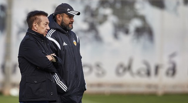 Peter Lim echa a Nuno
