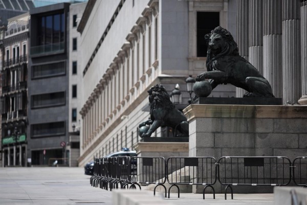 El Consejo de Transparencia da un notable al Congreso y suspende al Consejo Económico y Social
