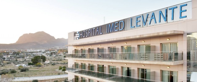 IMED Levante mejora la detección del cáncer de mama con el mamógrafo 3D de última generación
