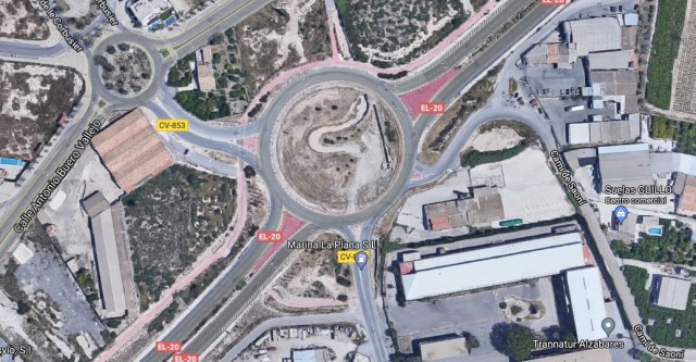 Una firma oriolana construirá en Elche una gasolinera con hotel junto a la EL-20 en Alzabares