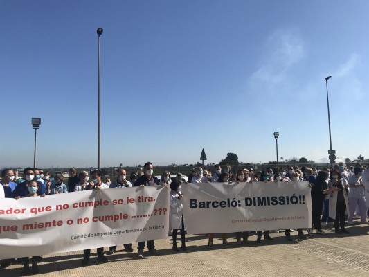 Trabajadores de La Ribera urgen a completar ya la reversión 