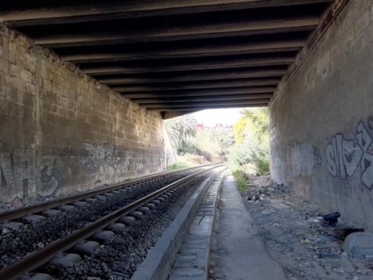 Alicante ejecutará la reparación de los pasos elevados de la avenida de Elche por 837.000 euros