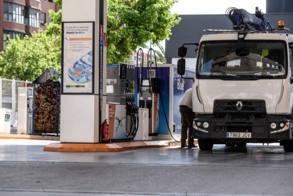 El precio de los carburantes repunta hasta un 0,53% y toca nuevos máximos anuales