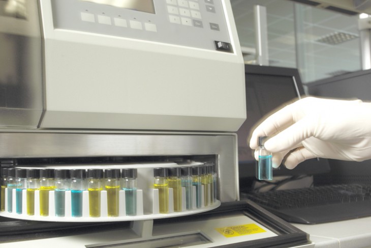 Almirall adquiere el 100% de la sociedad holding de Poli Group