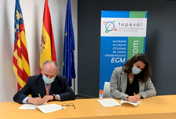 Fepeval y Acciona firman un convenio para impulsar la descarbonización y energías renovables