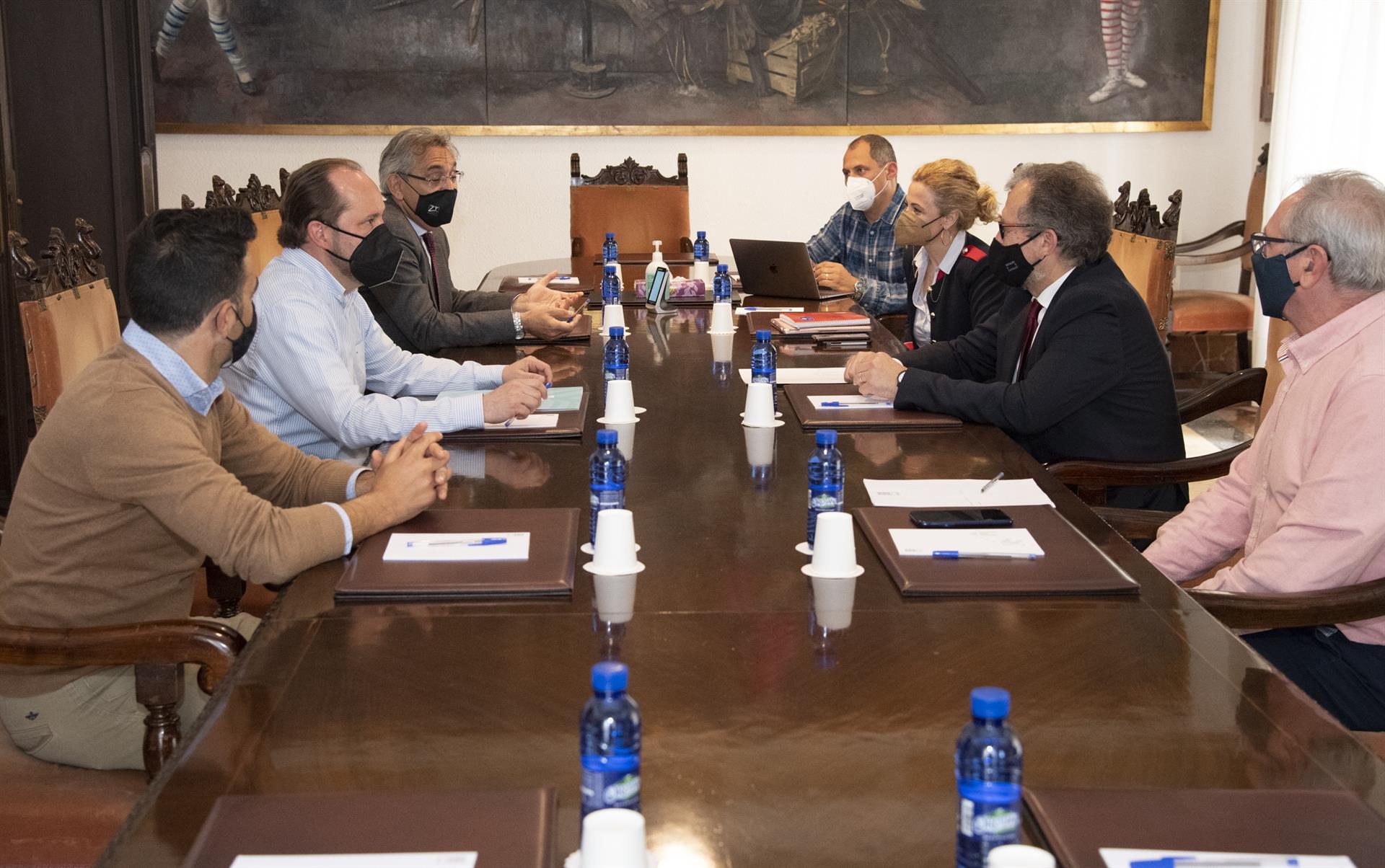 La Diputación de Castellón y Altur Hosbec estudian cambios en el modelo de 'Castellón Sénior'