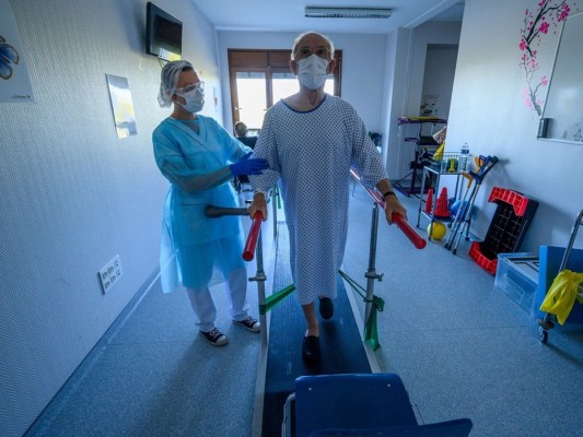 Las secuelas de la covid están desbordando los servicios públicos de fisioterapia