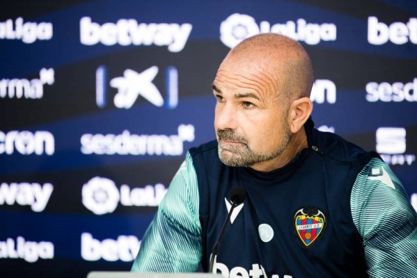 
Paco López, al borde de igualar su peor racha de derrotas seguidas
