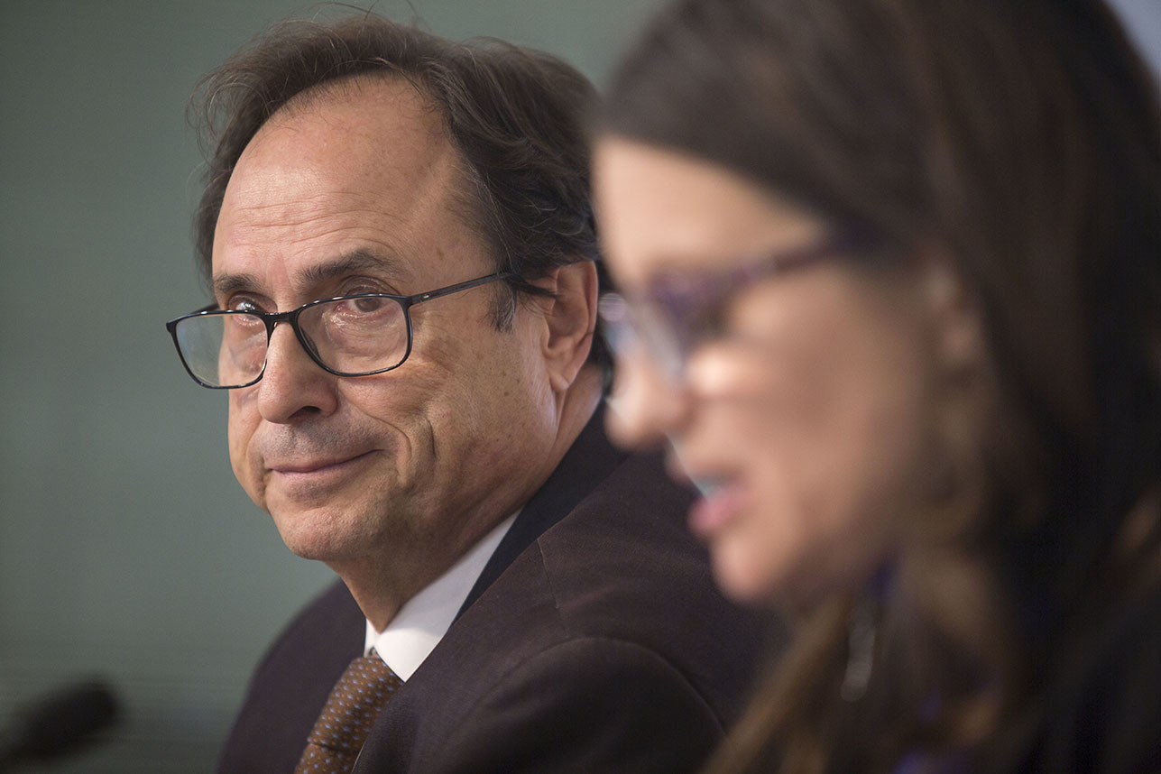Una sentencia permite a Soler reclamar a Montero los 281 millones del IVA que dio por perdidos