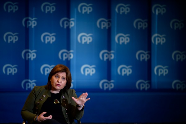Bonig tensa la cuerda con Génova al postergar su renuncia al liderazgo del PPCV