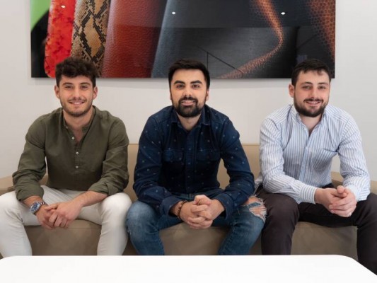 Texlenet, la 'startup' de Elda que pone en valor el proceso de calzado y moda entra en Distrito Digital