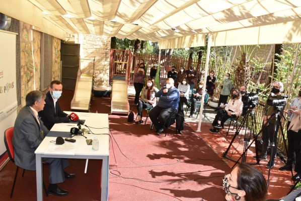 Elche y la Fundación Salud Infantil firman la cesión de terreno para el Instituto de Neurodesarrollo 