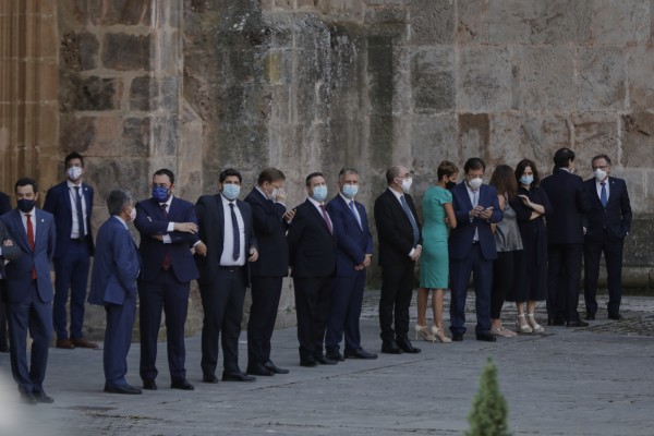 Carta a las autoridades políticas de España