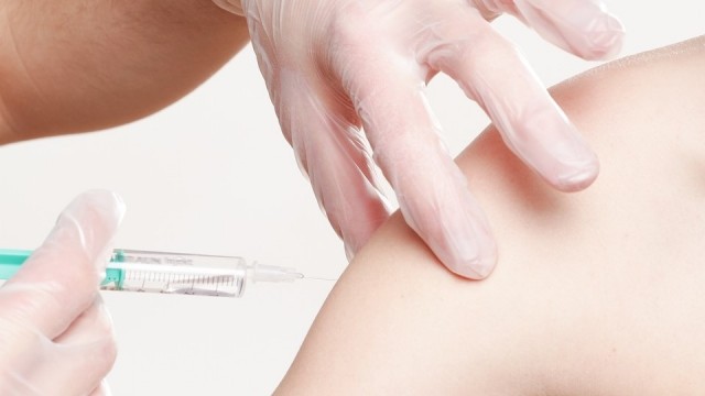 Sanidad administra 93.000 dosis contra la meningitis en adolescentes durante 2020