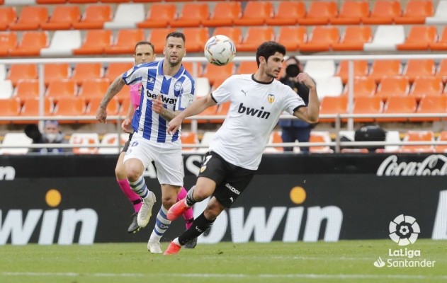 Guedes está en un desierto