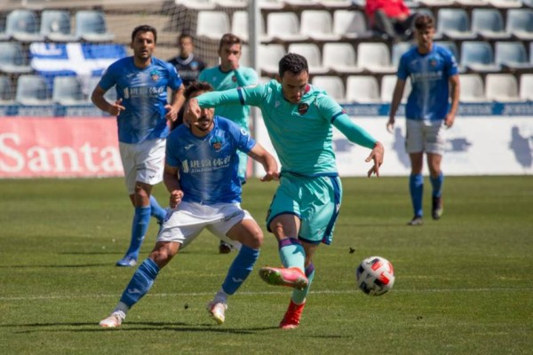 El Atlético Levante, a continuar la escalada ante el Badalona