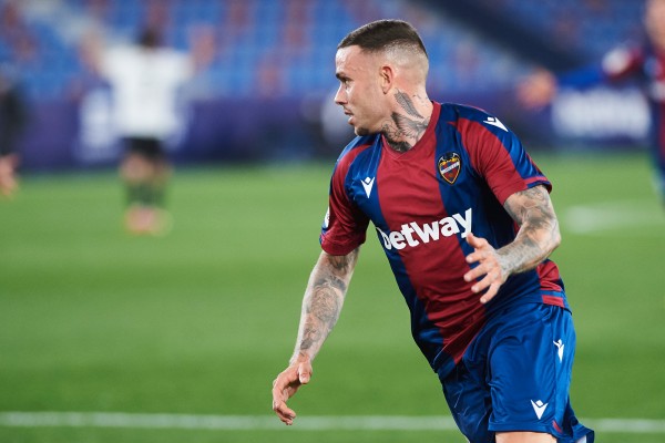 Roger alcanza los 200 partidos oficiales con el Levante