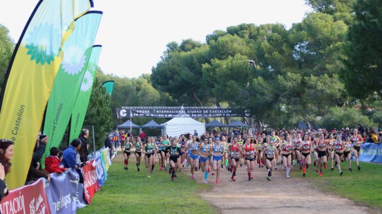 El deporte coge velocidad: permiten pruebas con mil participantes y público en el fútbol amateur