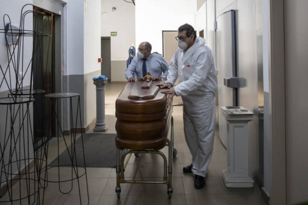 Tanatorio de la discordia en Almussafes: los vecinos lo rechazan y el ayuntamiento 
