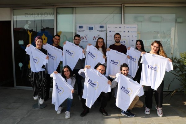 Los jóvenes que participan en la beca Quart és Europa encuentran trabajo al acabar las prácticas