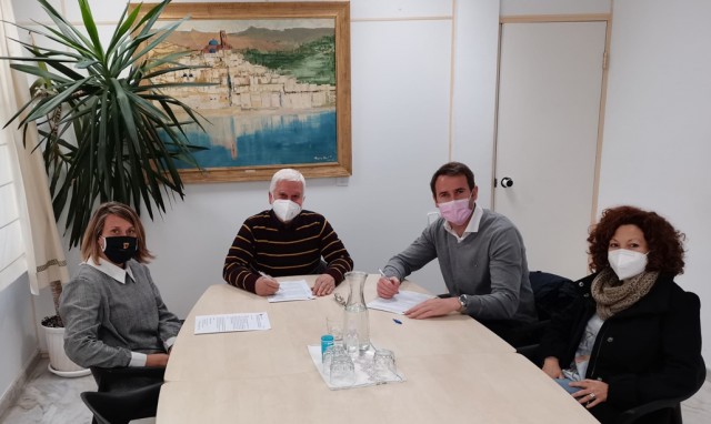 Altea firma un convenio con la Asociación Empresarial de Agencias de Viajes de Benidorm
