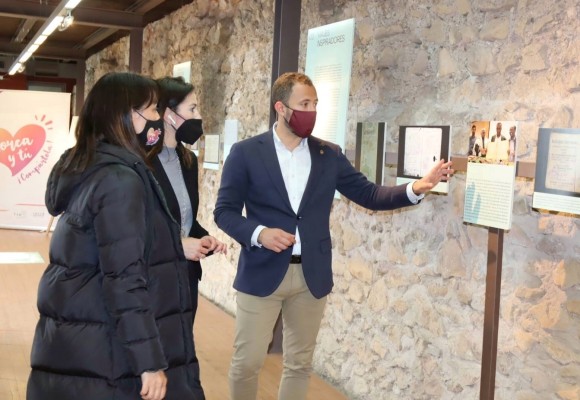 El Castillo de Lorca acoge una muestra itinerante sobre los viajes del pueblo judío
