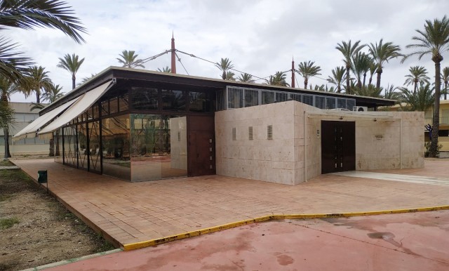 Elche vuelve a los plenos presenciales tras meses online por la covid
