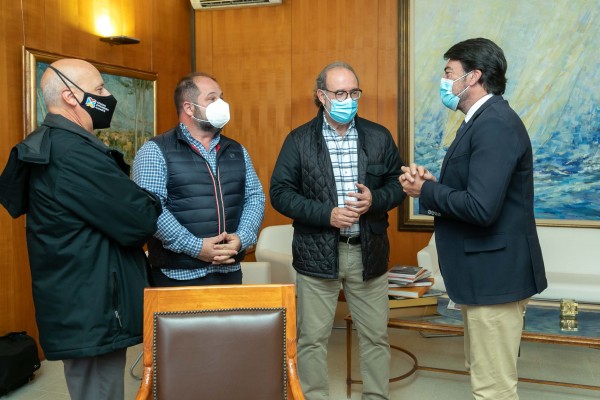 Alicante se suma al homenaje a la Enfermería en su día internacional
