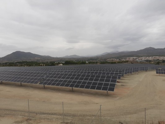 La valenciana V3J levanta 15 millones para construir 5 parques fotovoltaicos en la Comunitat 