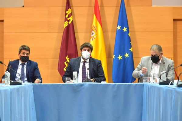 Mazón y López Miras piden a Puig 