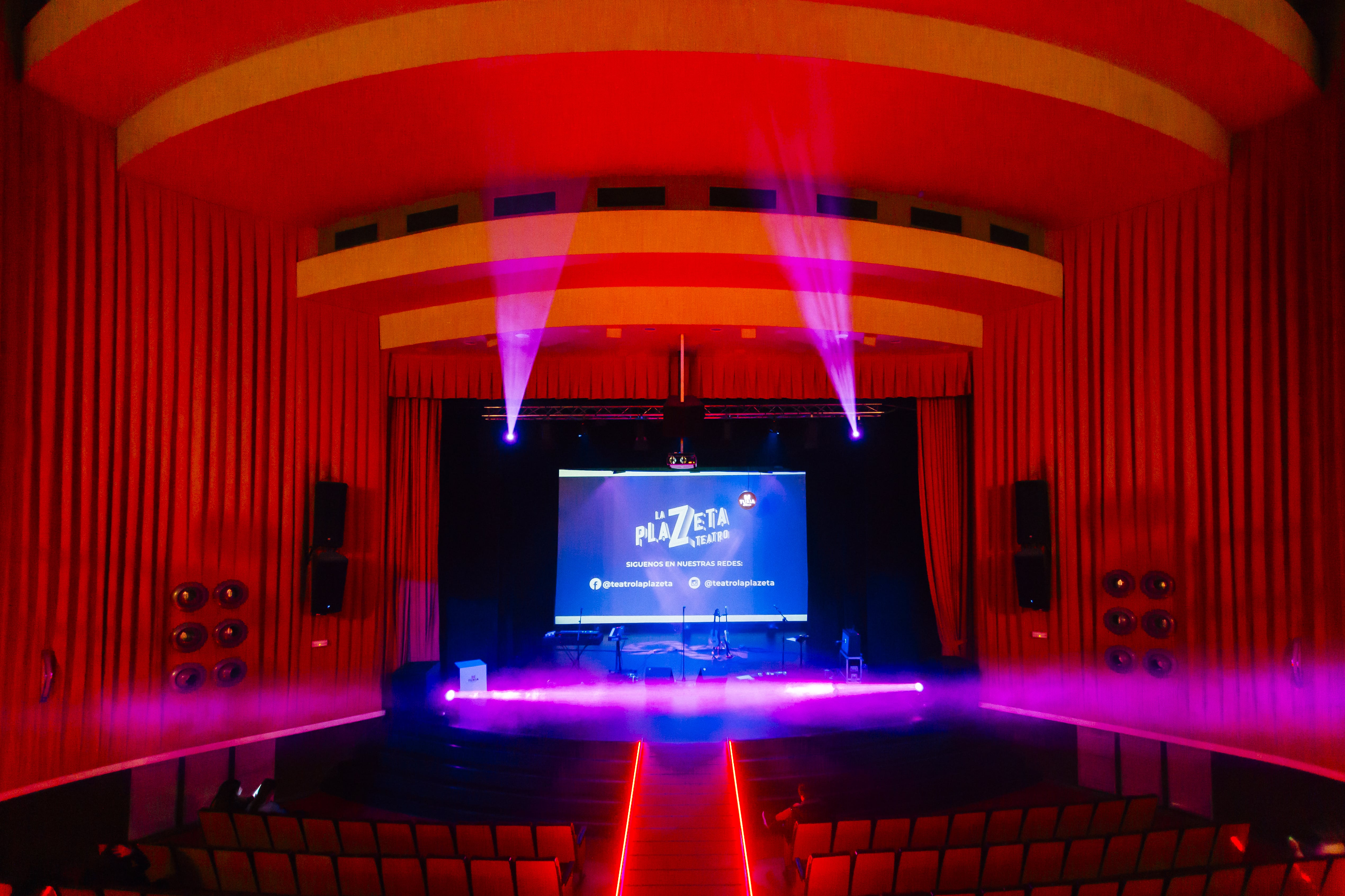 'A La Fresca!', humor y magia al aire libre para el verano en La Plazeta