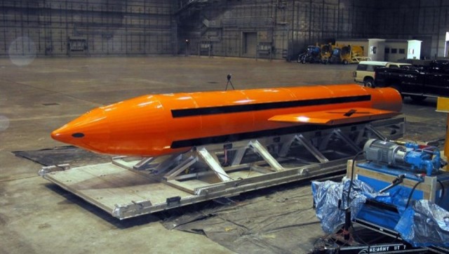 Estados Unidos lanza sobre Afganistán la bomba no nuclear más potente jamás creada